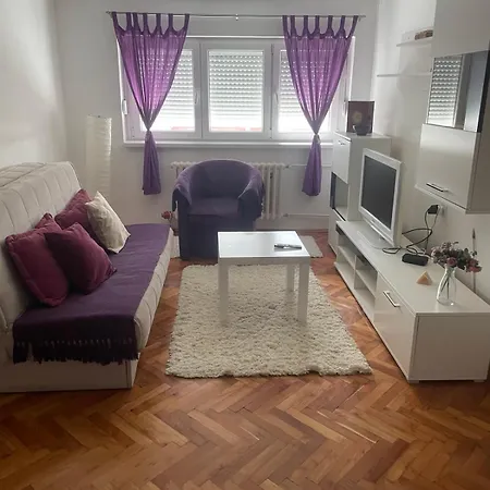 Tami Apartament *